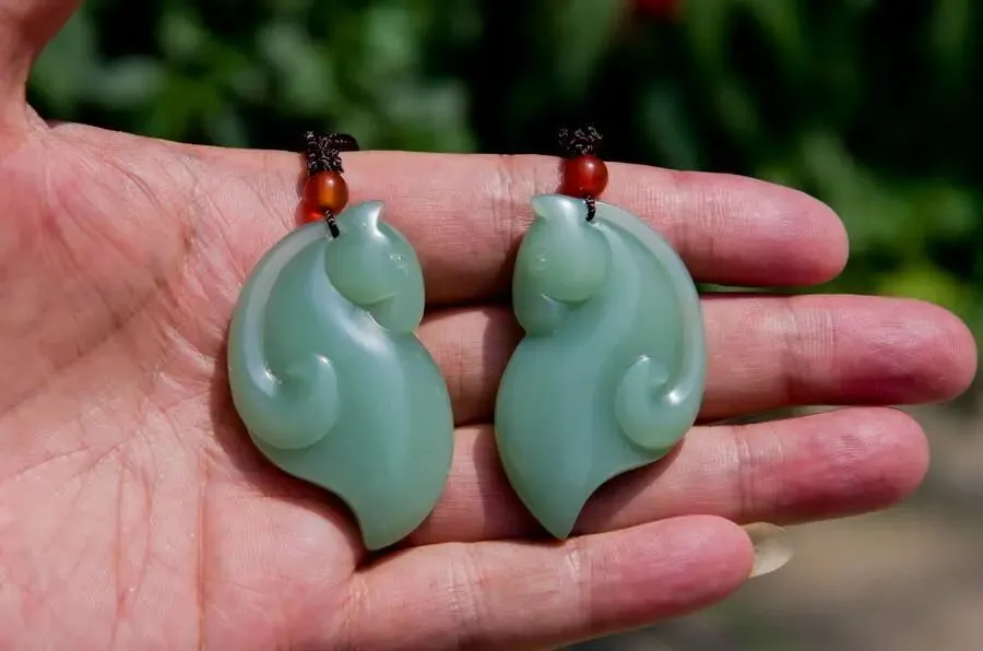 这种舶来玉石已“入侵”市场,很多人都踩坑了,来瞧瞧!