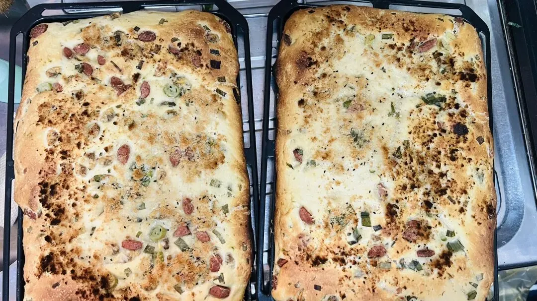 靠石头剪刀布抢“豪门家具”!日本跳蚤市场的廉价狂欢,藏着最扎心的真相