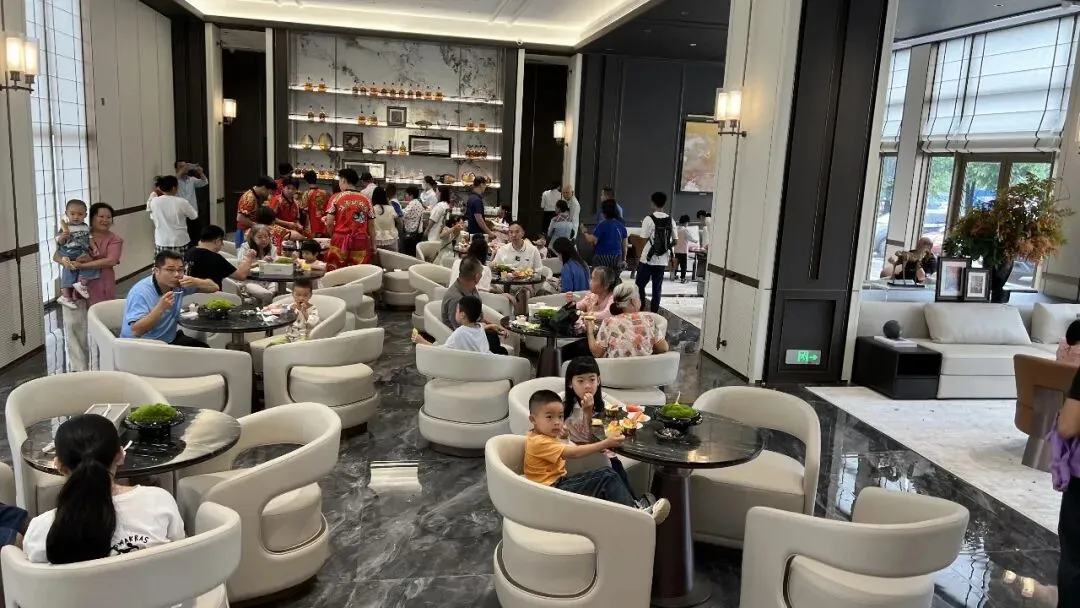 就在今天,梧州又一全新楼盘营销中心开放了..