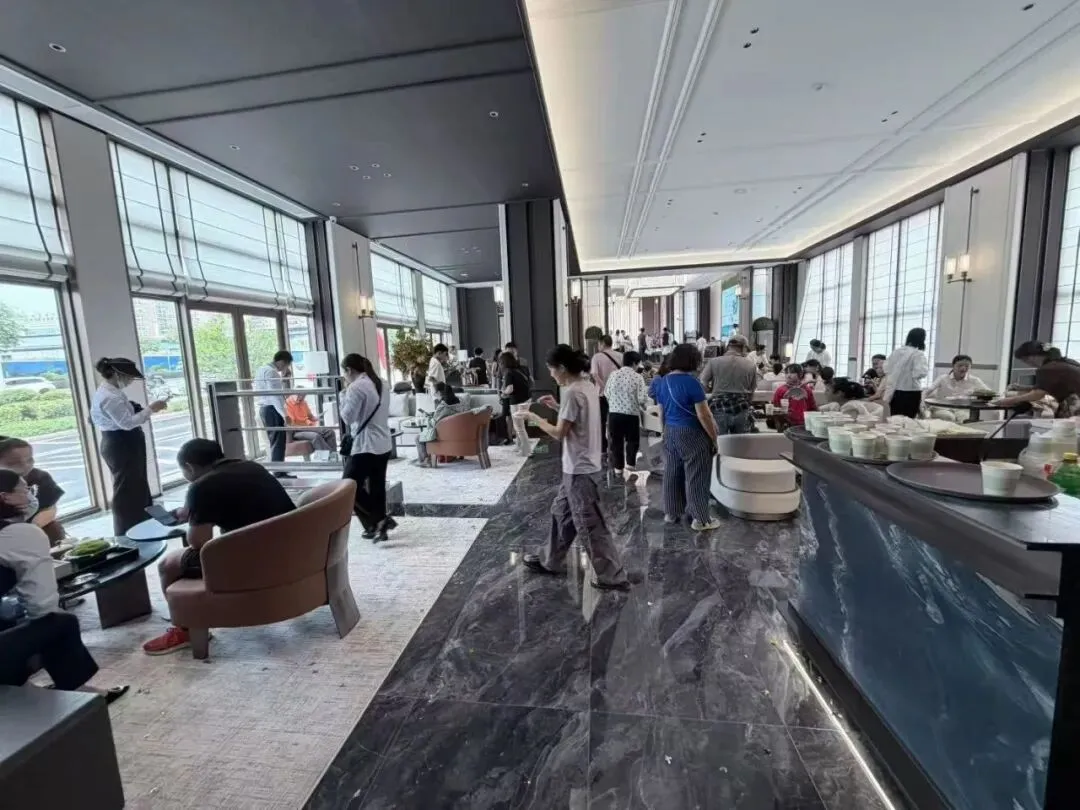 就在今天,梧州又一全新楼盘营销中心开放了..