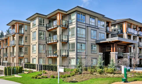 多伦多公寓市场三十年首次零开盘:供需结构失衡的深度解析