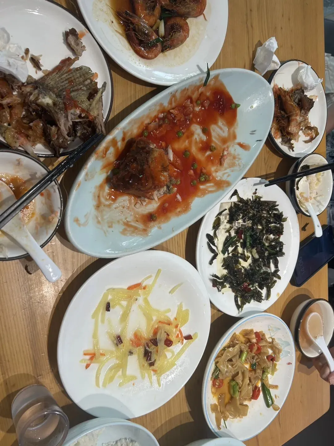 杭州餐饮“营销骗局”被骂上热搜!88一碗面,网红全是托,真正好吃的都藏在巷子里