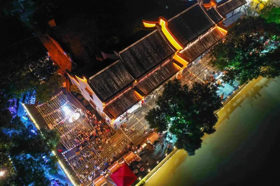 网友都说崇福集贸市场迁到这里挺好