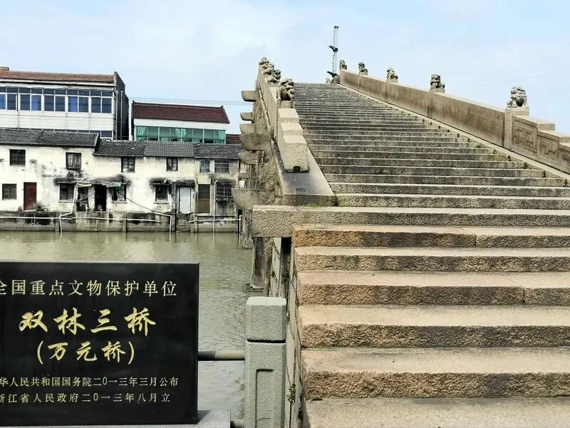 网友都说崇福集贸市场迁到这里挺好