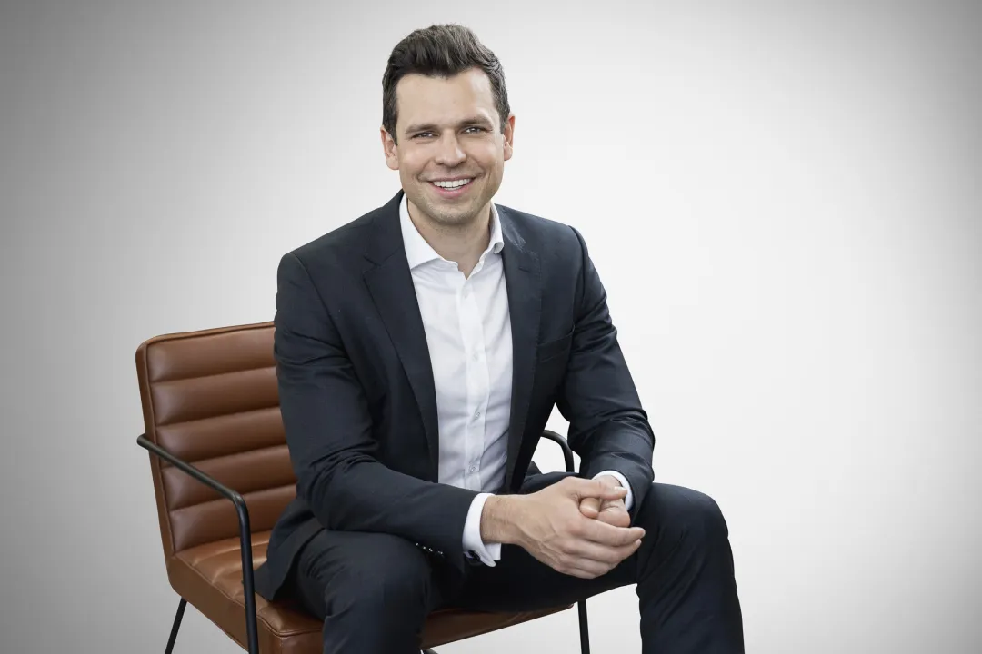 澳洲的危机到来!澳洲房产供需市场已经完全失衡!全澳房市租金开始触底反弹!房产拍卖再遇挫折,大量买家选择观望!