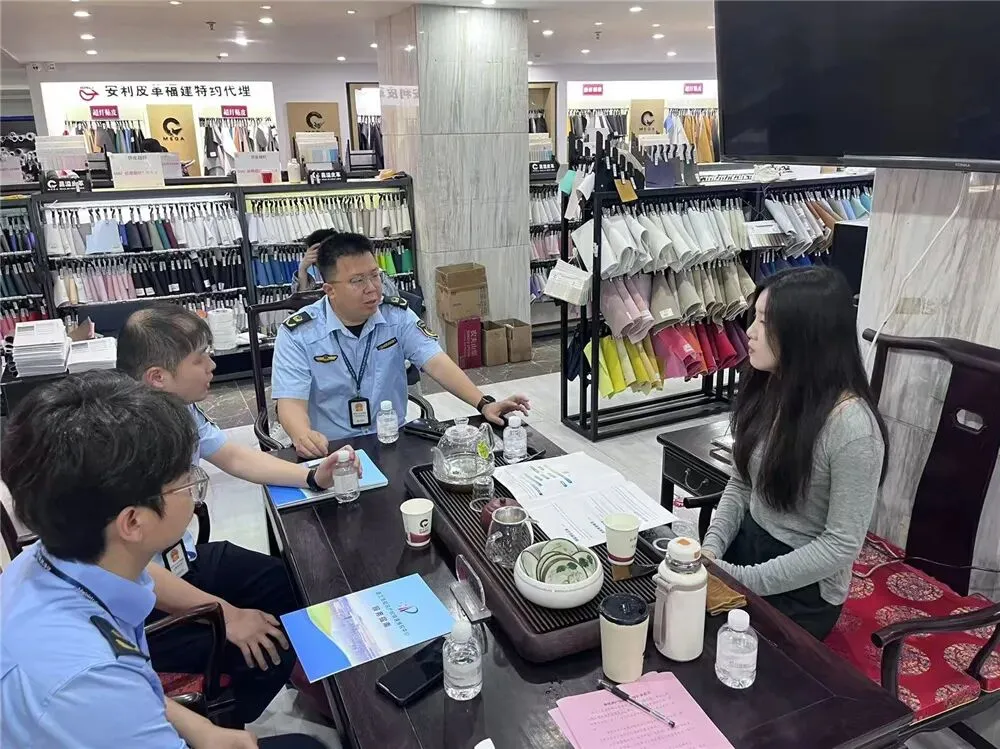 【党建引领】红心服务 市场共建——晋江国际鞋纺城“党建+”邻里中心惠商利民纪实