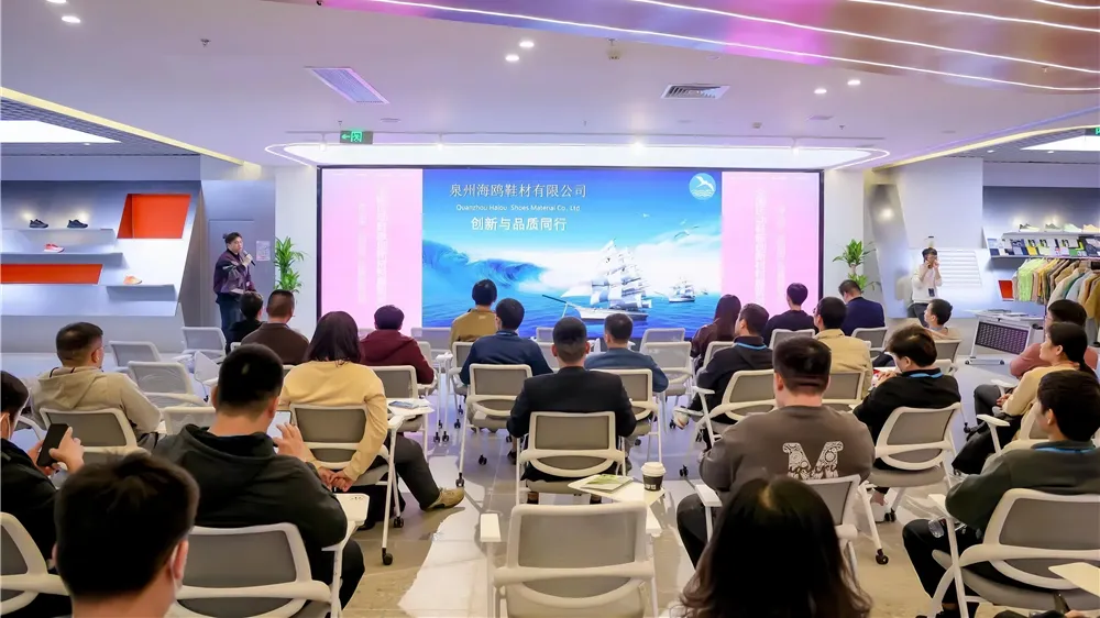 【党建引领】红心服务 市场共建——晋江国际鞋纺城“党建+”邻里中心惠商利民纪实