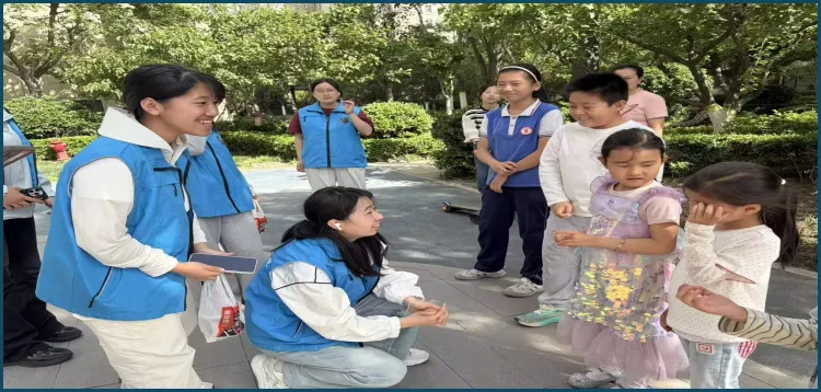 数字营销系开展“大手牵小手”趣味亲子志愿服务活动