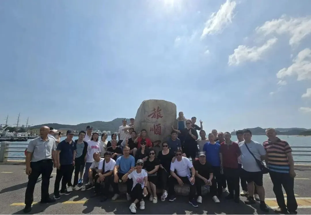 跨越山海,心手相连——市场营销中心深入10个林业局调研纪实