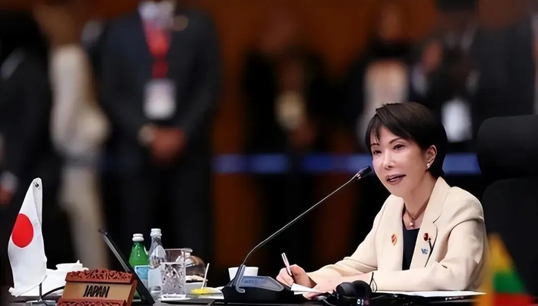 日本突袭!28万亿市场,中国被踢出局,高市早苗亮出3张底牌