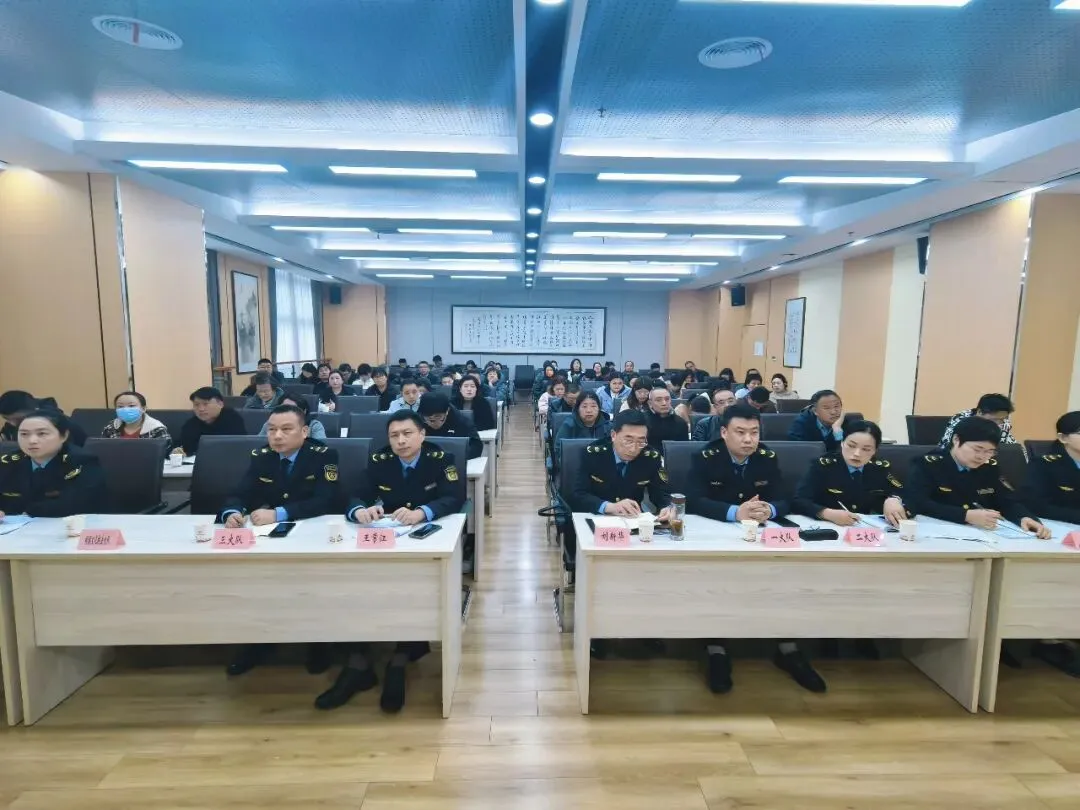 盐城市文化市场综合执法支队举办“助企行”旅行社守法经营主题培训班