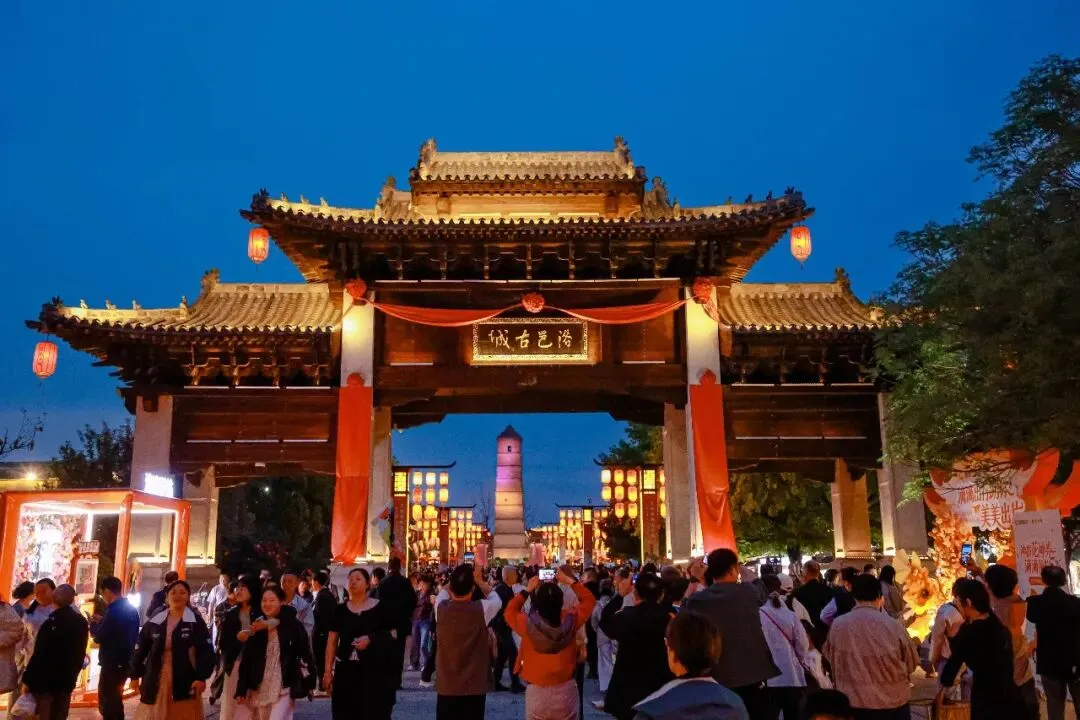 沉浸式融入洛阳牡丹节,滴滴把氛围感营销玩明白了