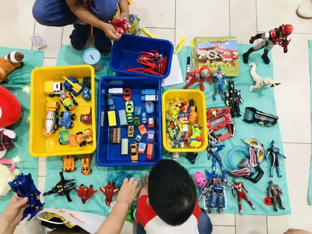 五一跳蚤市场营业啦!5月5日,周二下午,物品大交换!地点:八佰伴(中山路店)