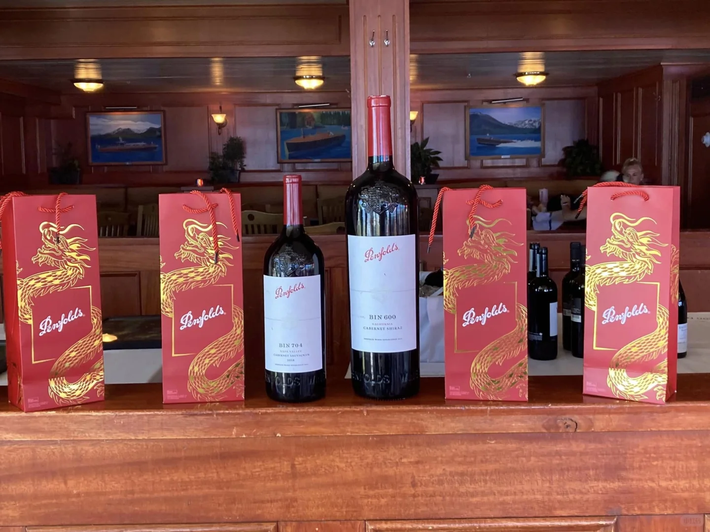 所以在奢侈红酒公司做实习每天都在干什么！