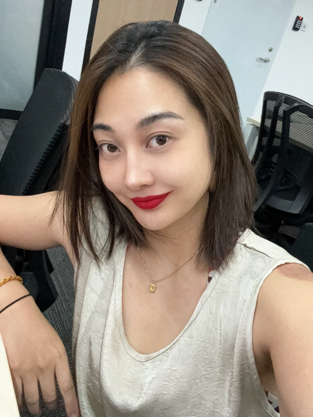 酒行业打工人?|职场“王鸥”打工记?️