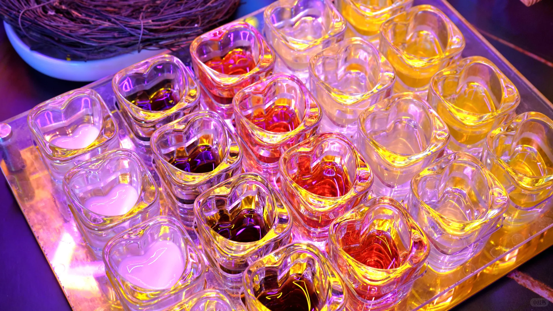 26岁开创年轻社交酒馆品，开100家小酒馆，