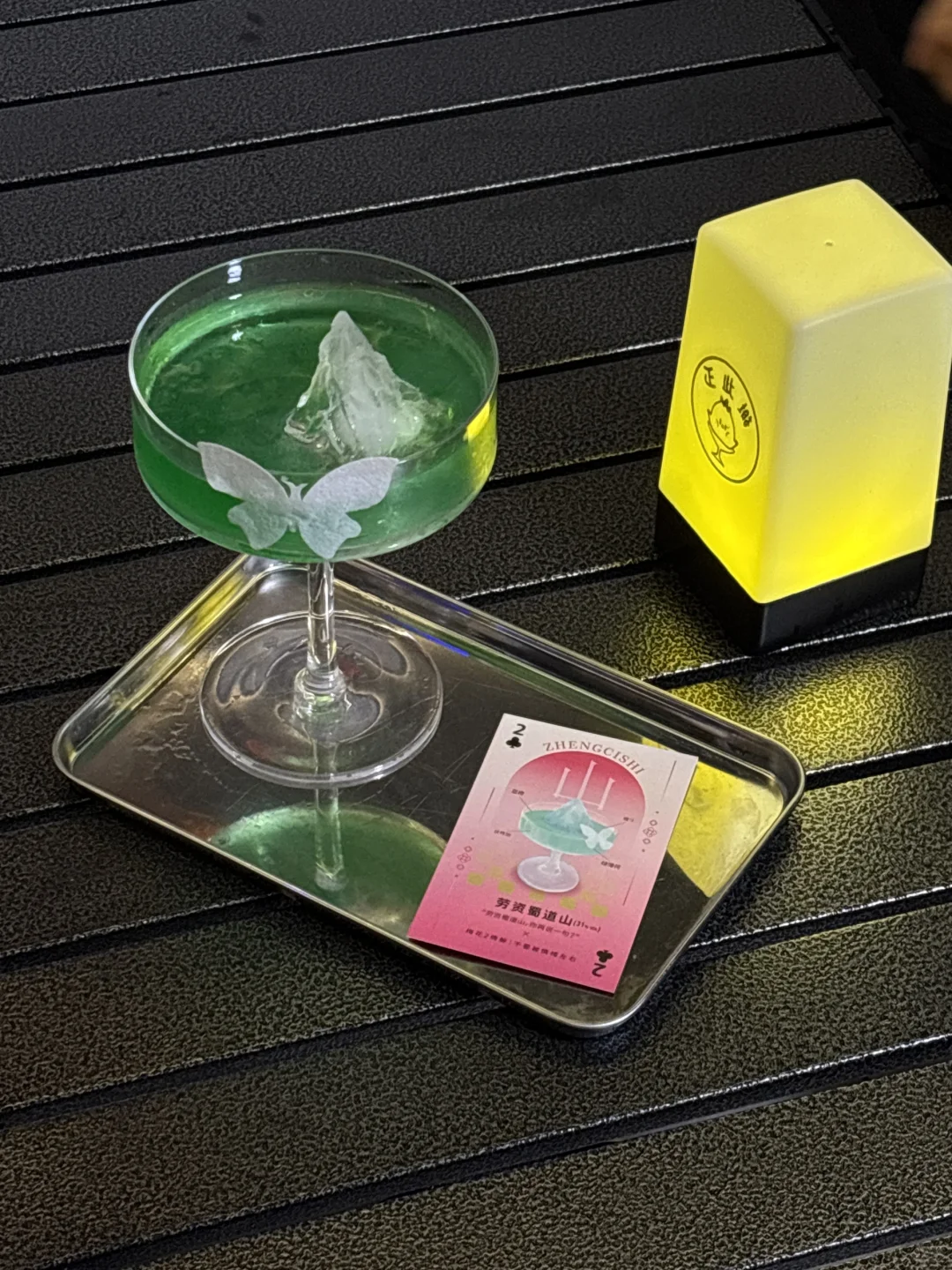 在县城开小酒馆，生意可以好到什么程度？