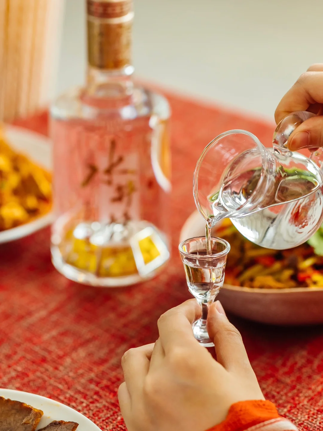 ?中式仪式感｜酒在杯中，润在心底。?