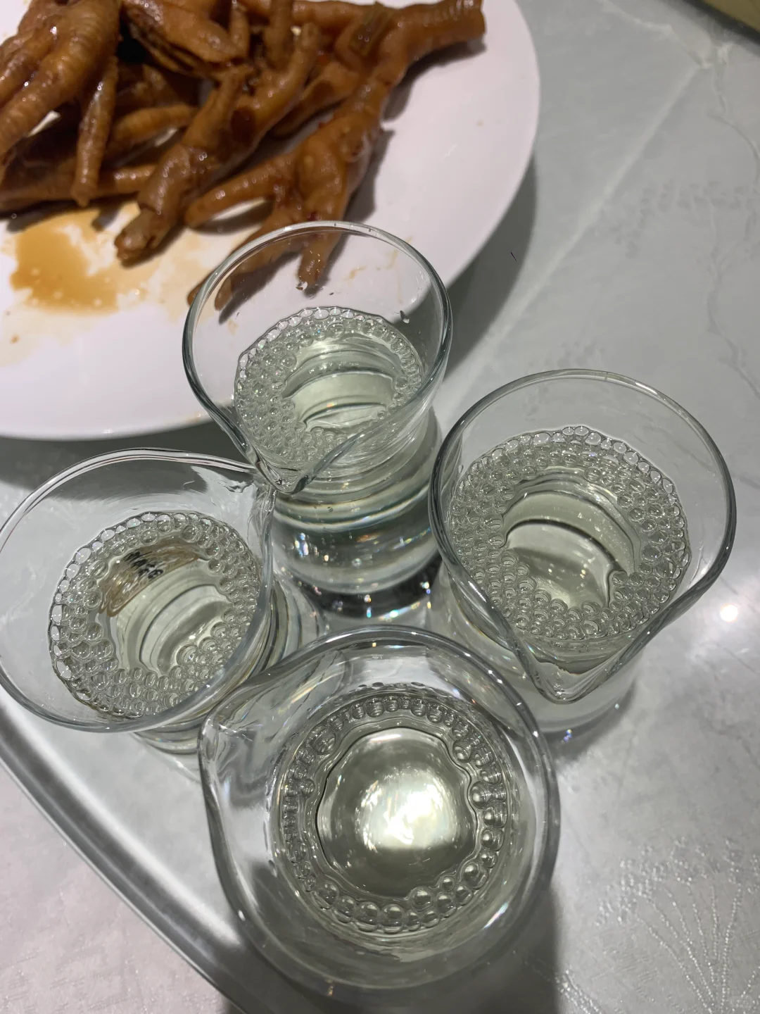 人生就像一杯酒！