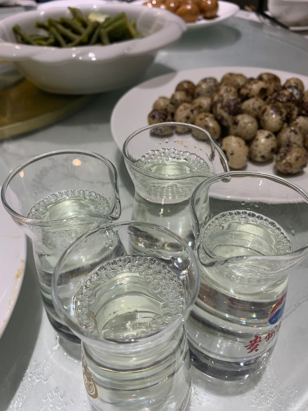人生就像一杯酒！