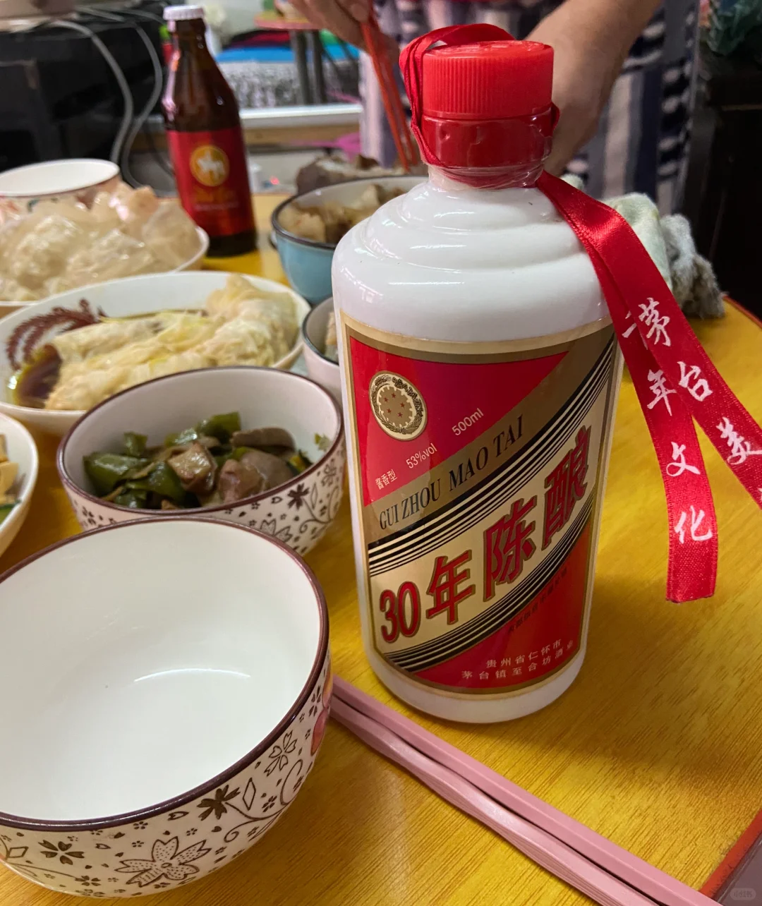 也是喝上白酒了，比想象中好入口