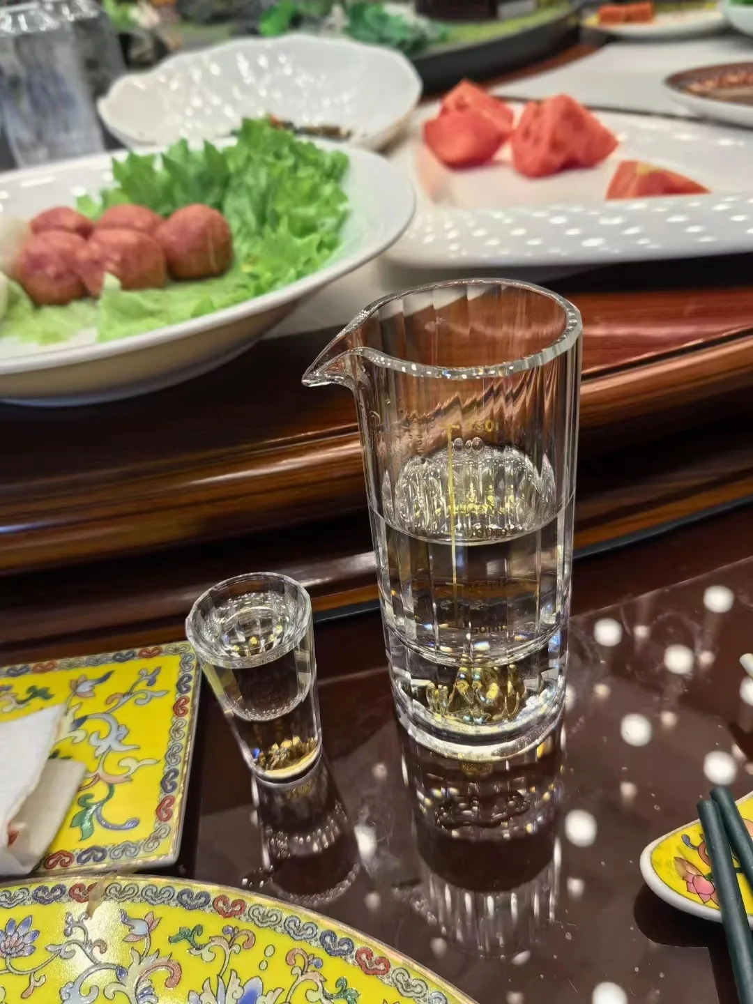 00后女大勇闯白酒圈
