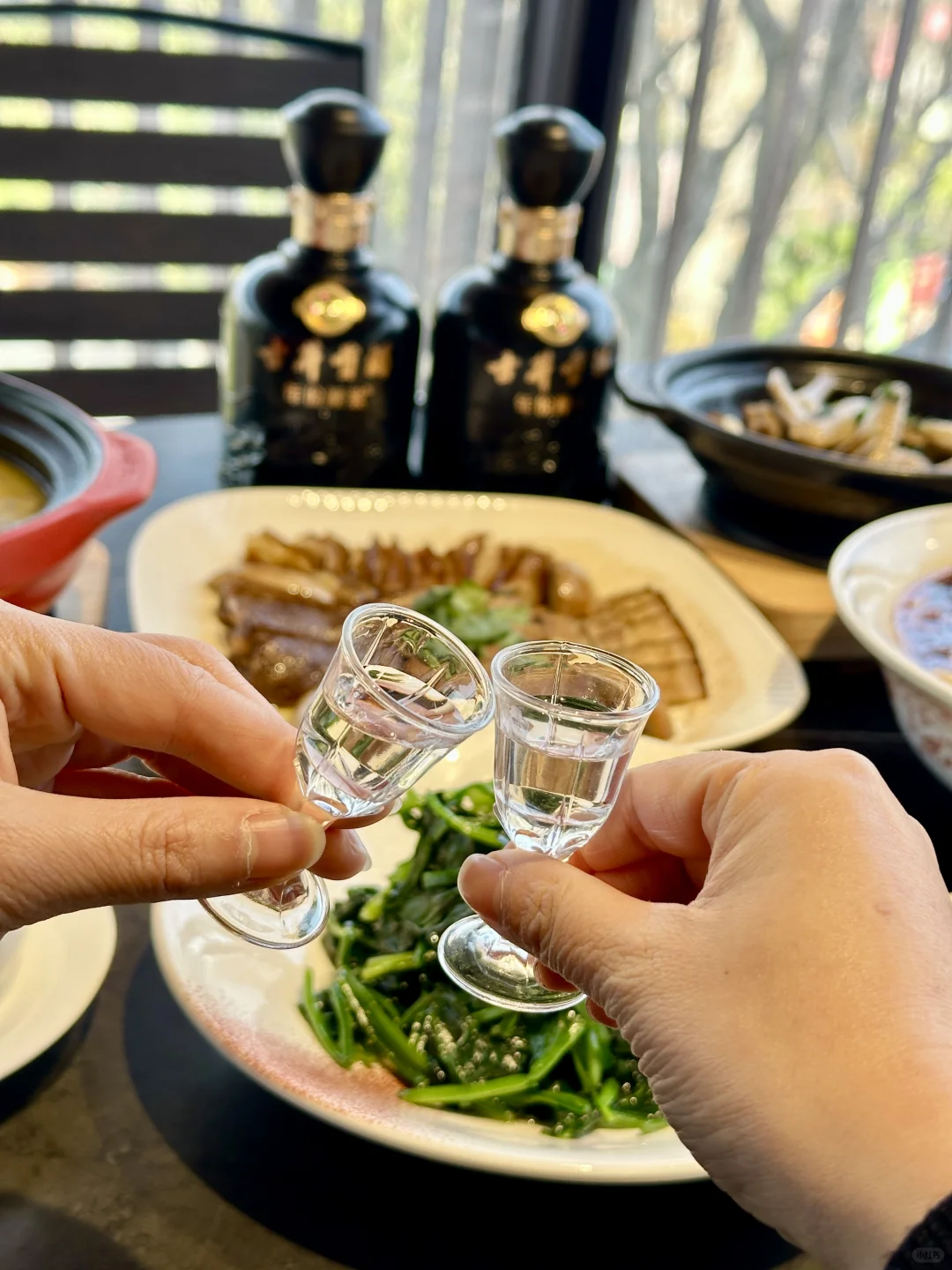 和闺蜜?吃点漂亮饭?也得微醺一下