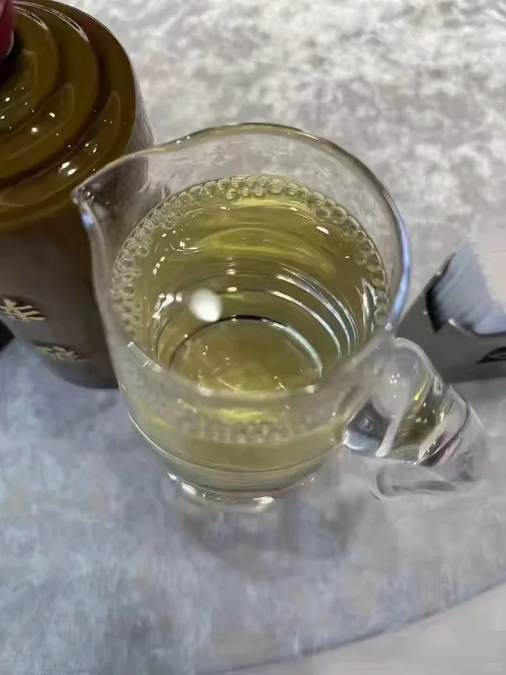 选酱香型白酒时，可以参考以下几点避免踩坑