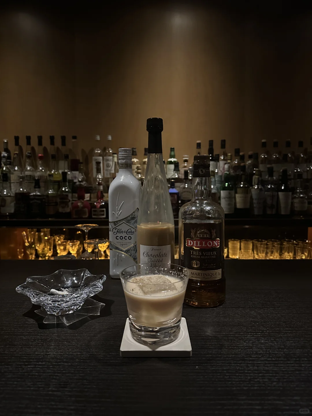 送了一瓶白酒给东京最爱酒吧的老板
