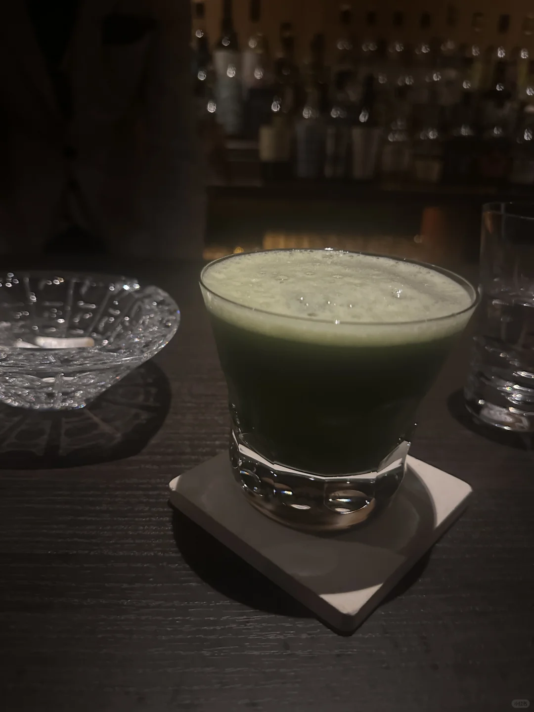 送了一瓶白酒给东京最爱酒吧的老板