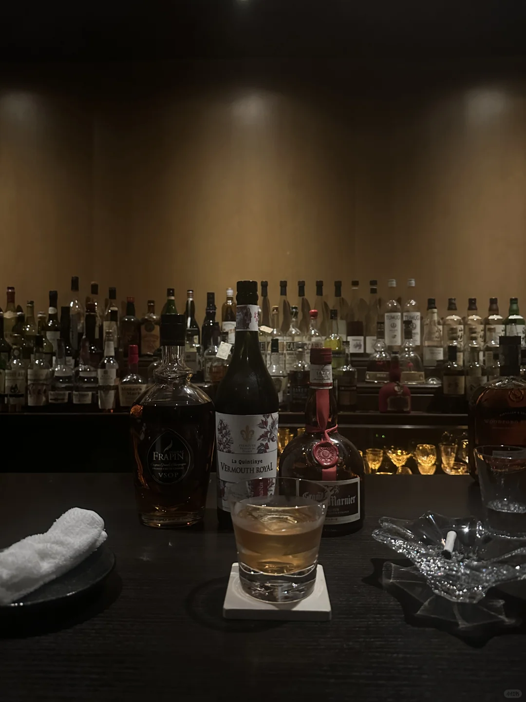 送了一瓶白酒给东京最爱酒吧的老板