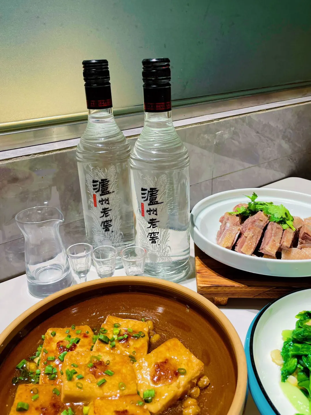 假期团圆时刻，必备泸州老窖黑盖‼