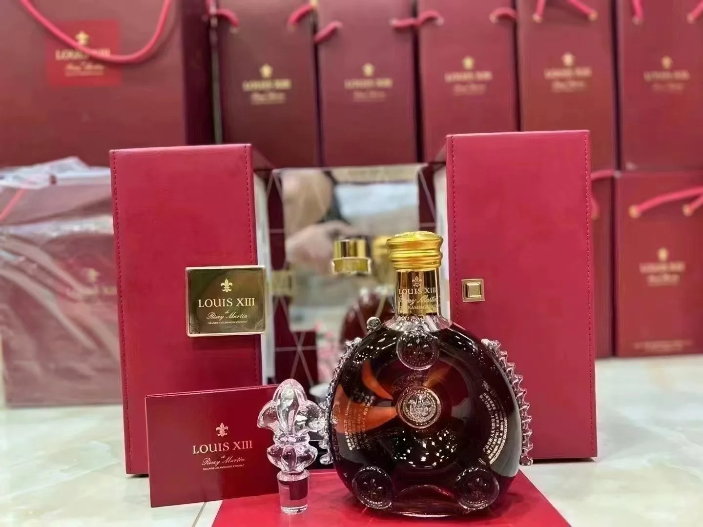 重庆回收茅台 五粮液 红酒 洋酒 各种礼品