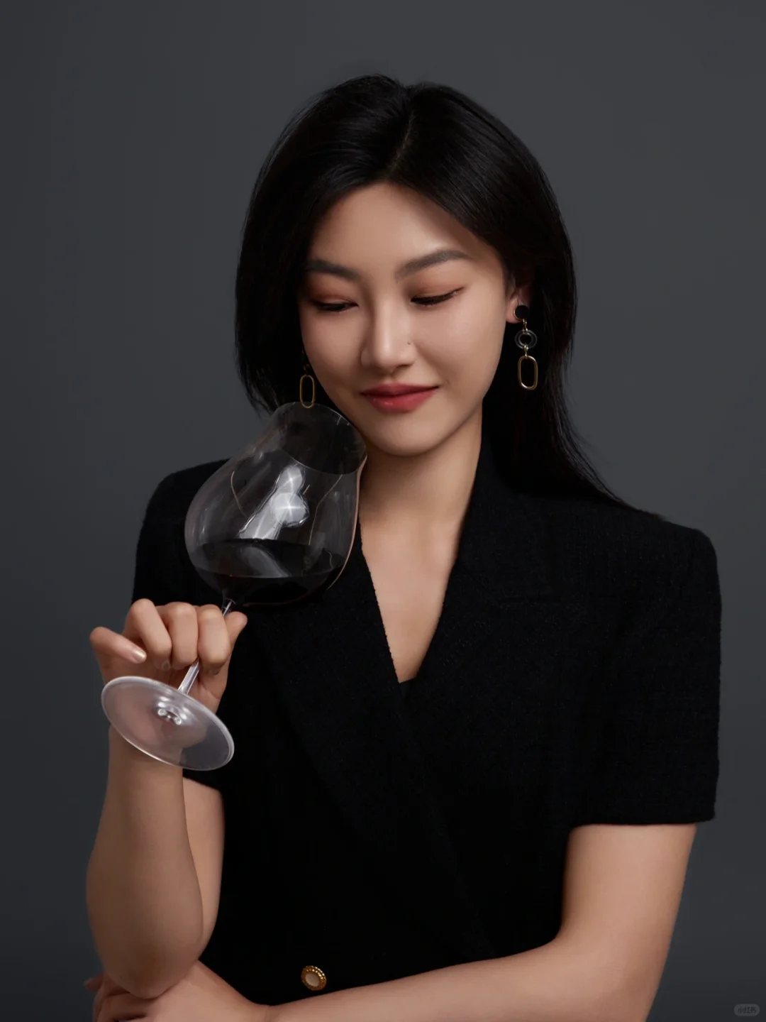 《我们的主理人》