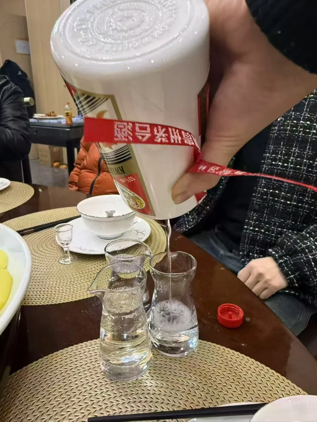 别再只谈工艺，酱香酒发展新视角来袭