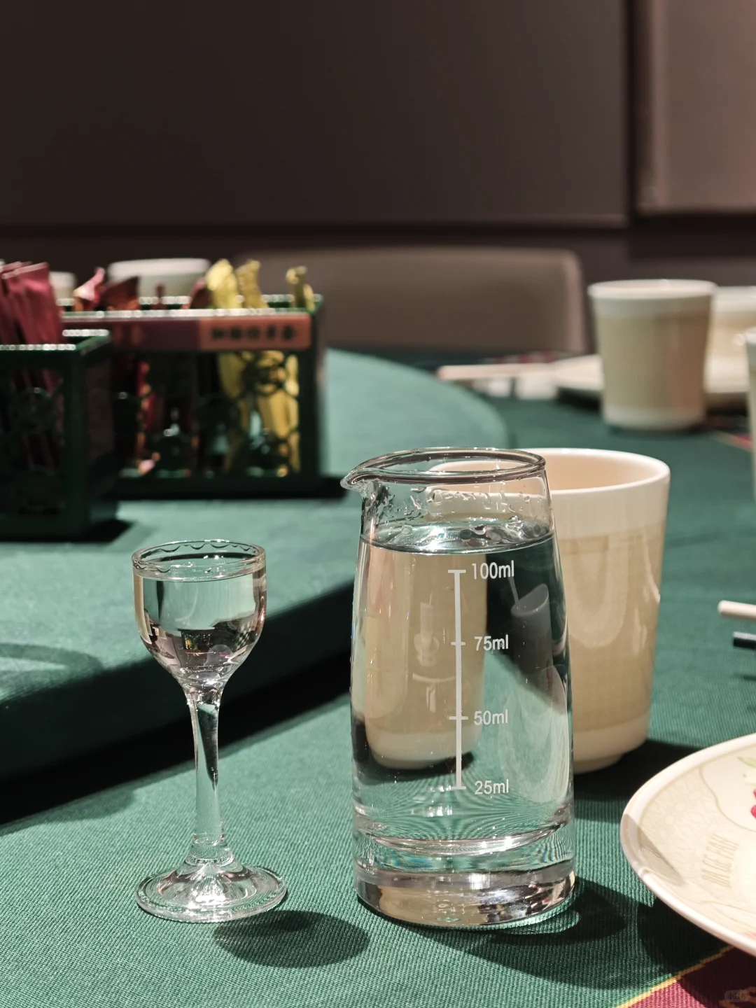 喝白酒的时候，喝什么饮料最解酒?