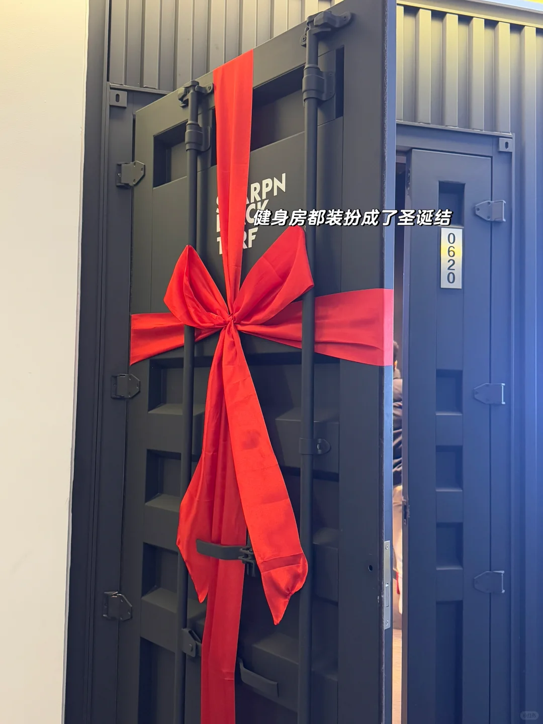 酒行业打工人|工位&日常fitcheck?迎圣诞