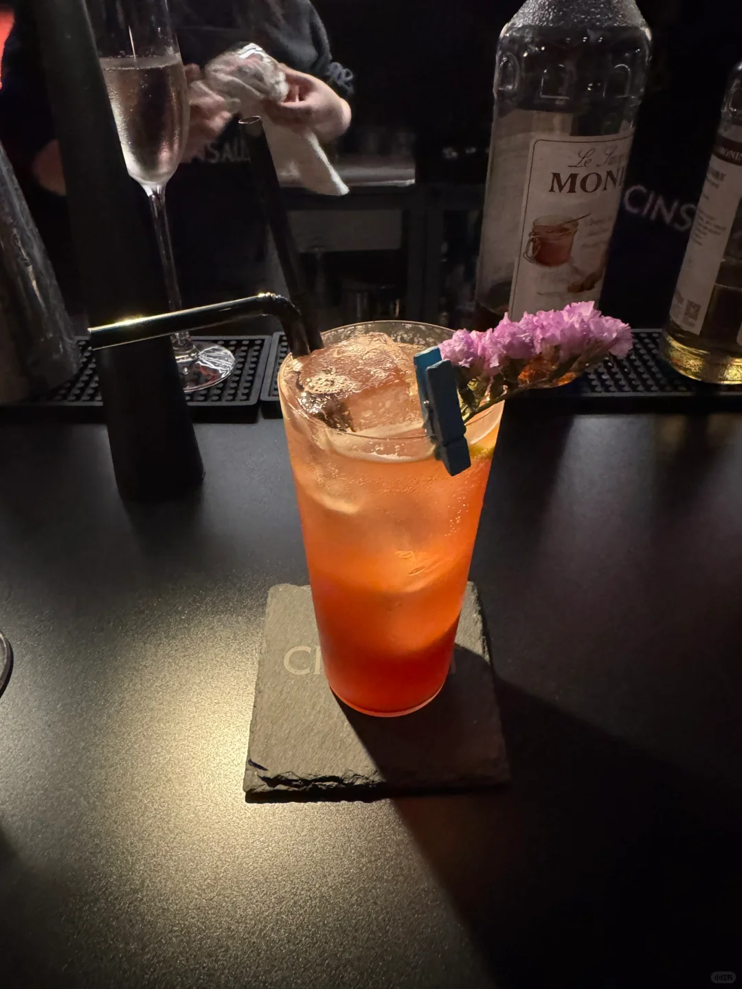 深圳也有葡萄酒bar了