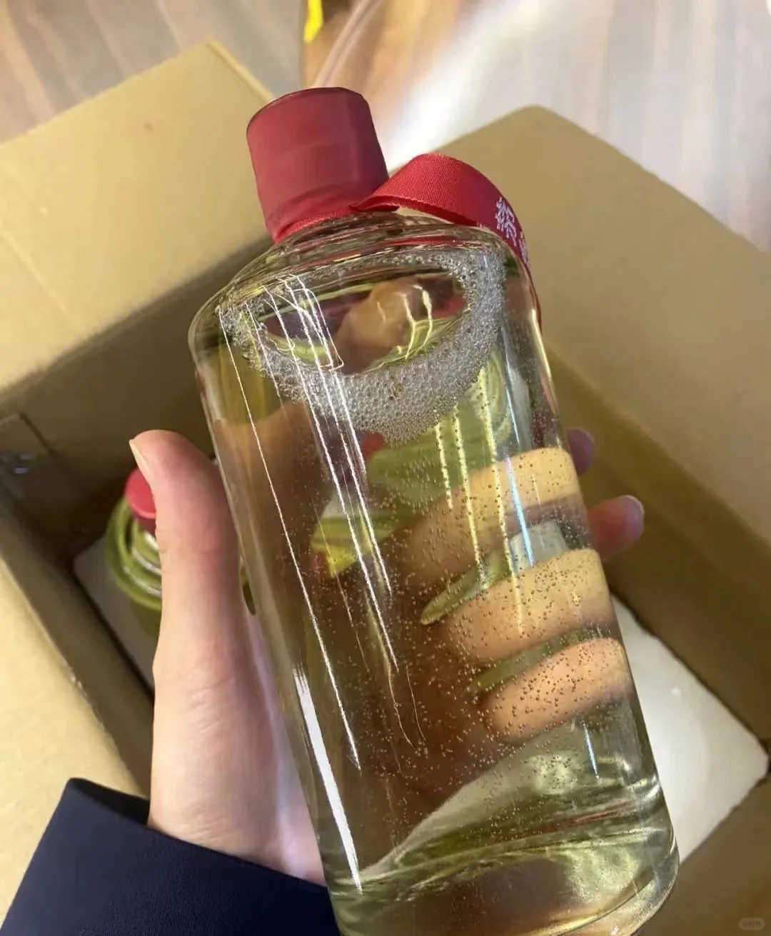 一眼就沦陷的白酒，名副其实