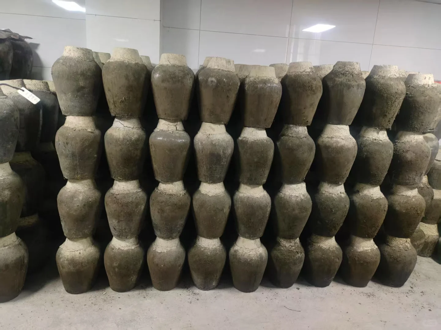 自家手酿高粱酒