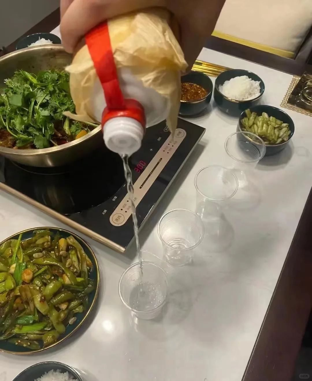 一眼就沦陷的白酒，名副其实