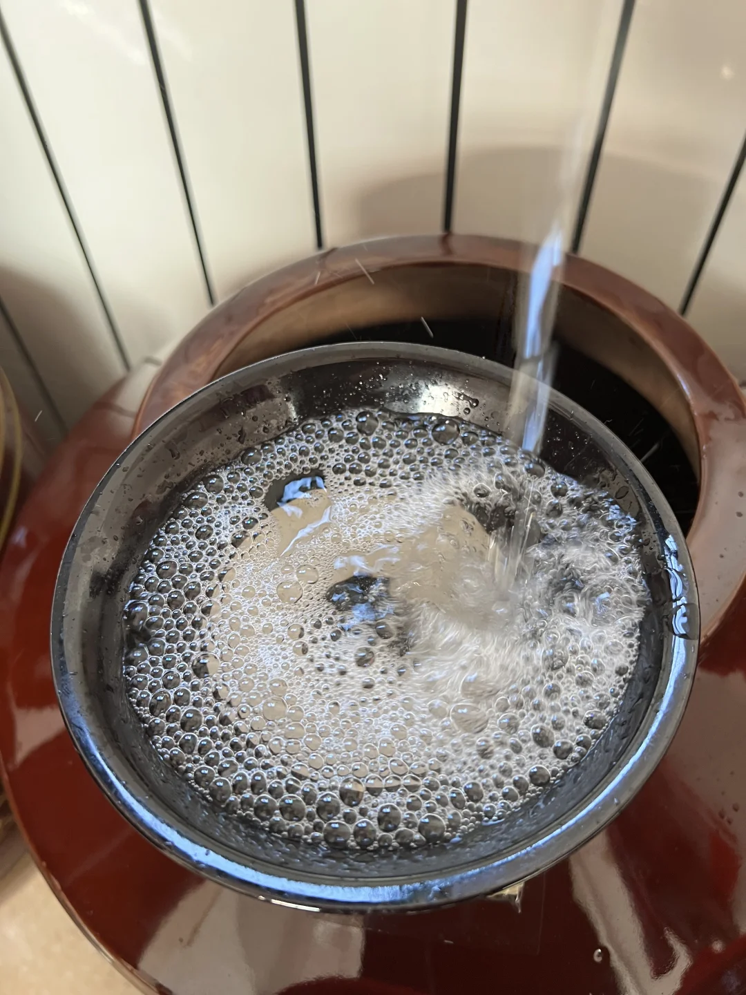 源于纯粮，精于酿造。