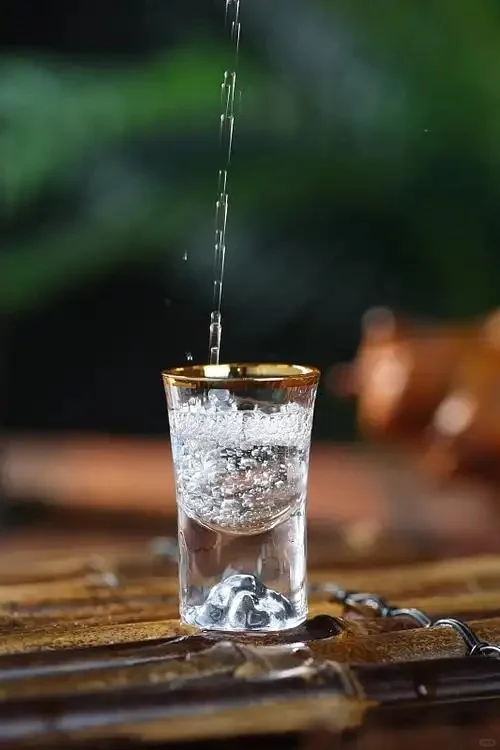教你如何从酒花判断白酒品质