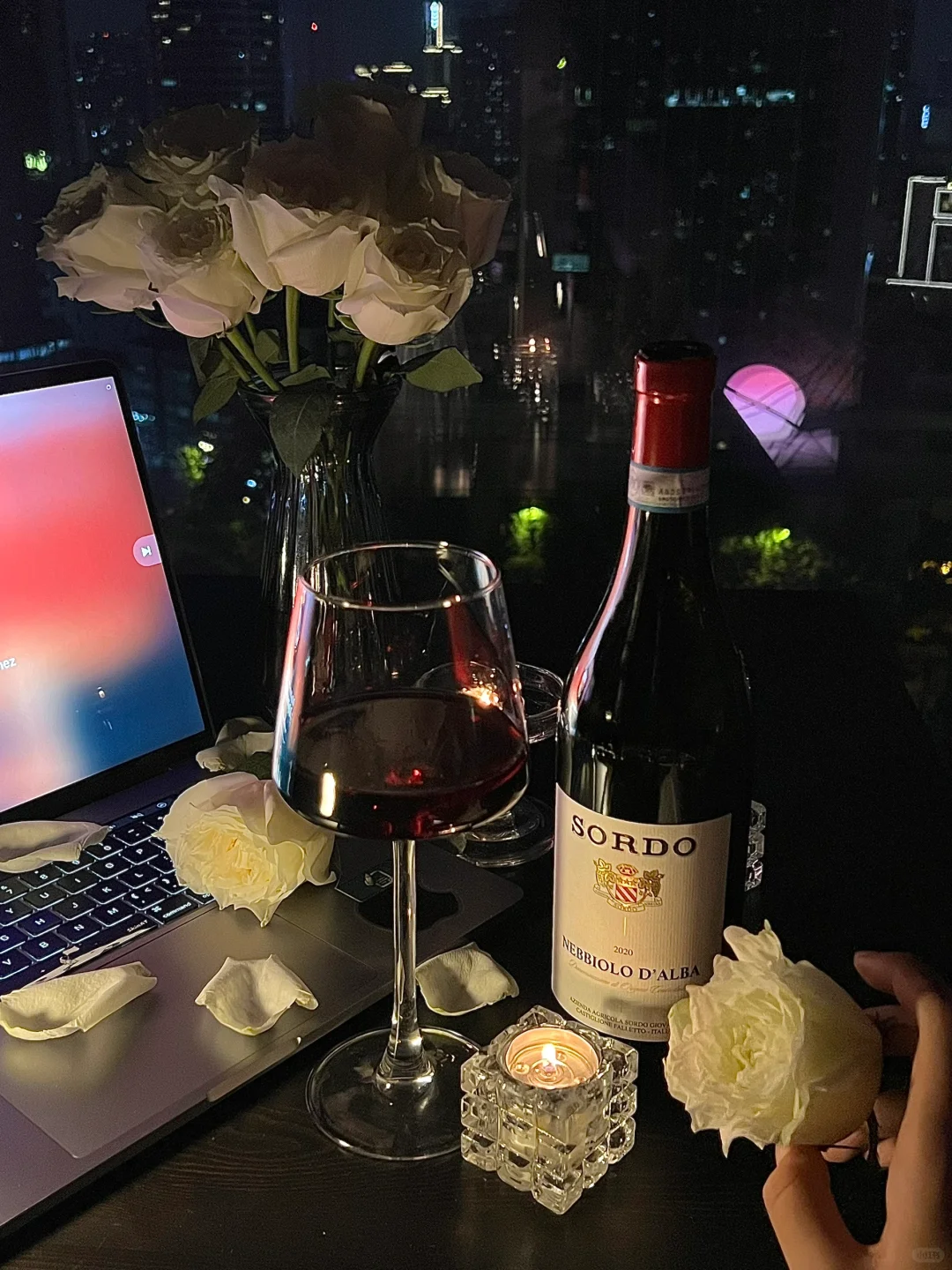 独居微醺夜 浪漫藏在酒里?