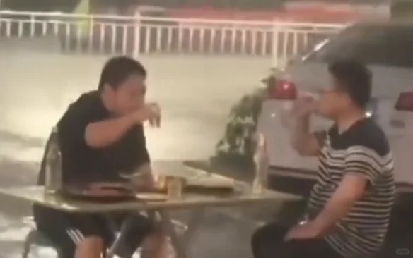 谷雨｜暴雨配白酒，才是真爷们！