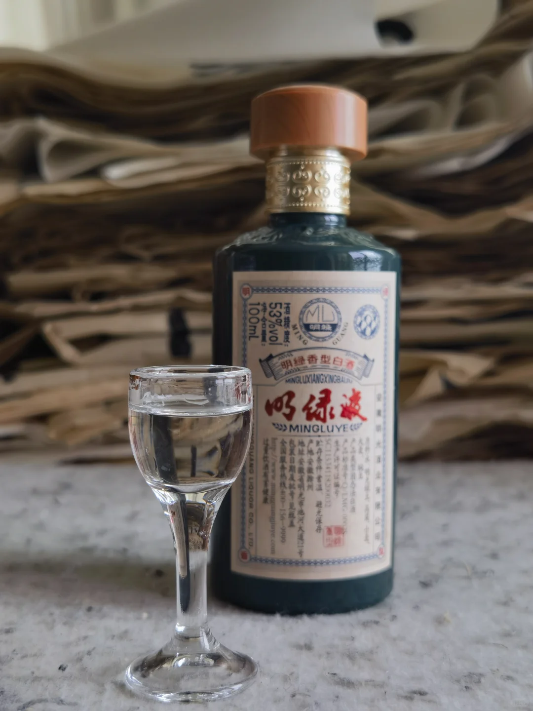 白酒测评 明绿香型 “绿茅”明绿液是什么味