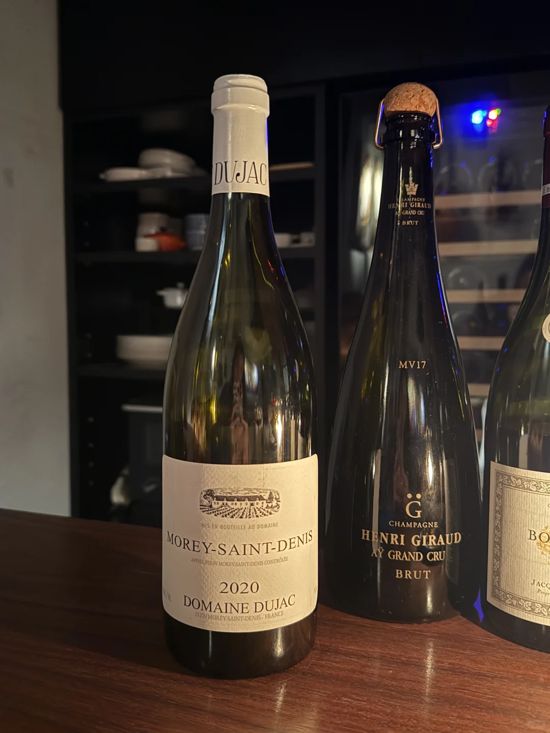 东京杯卖wine bar