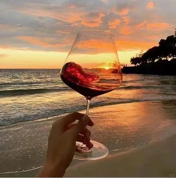 在海边喝冰酒，35°微醺的浪漫，绝了