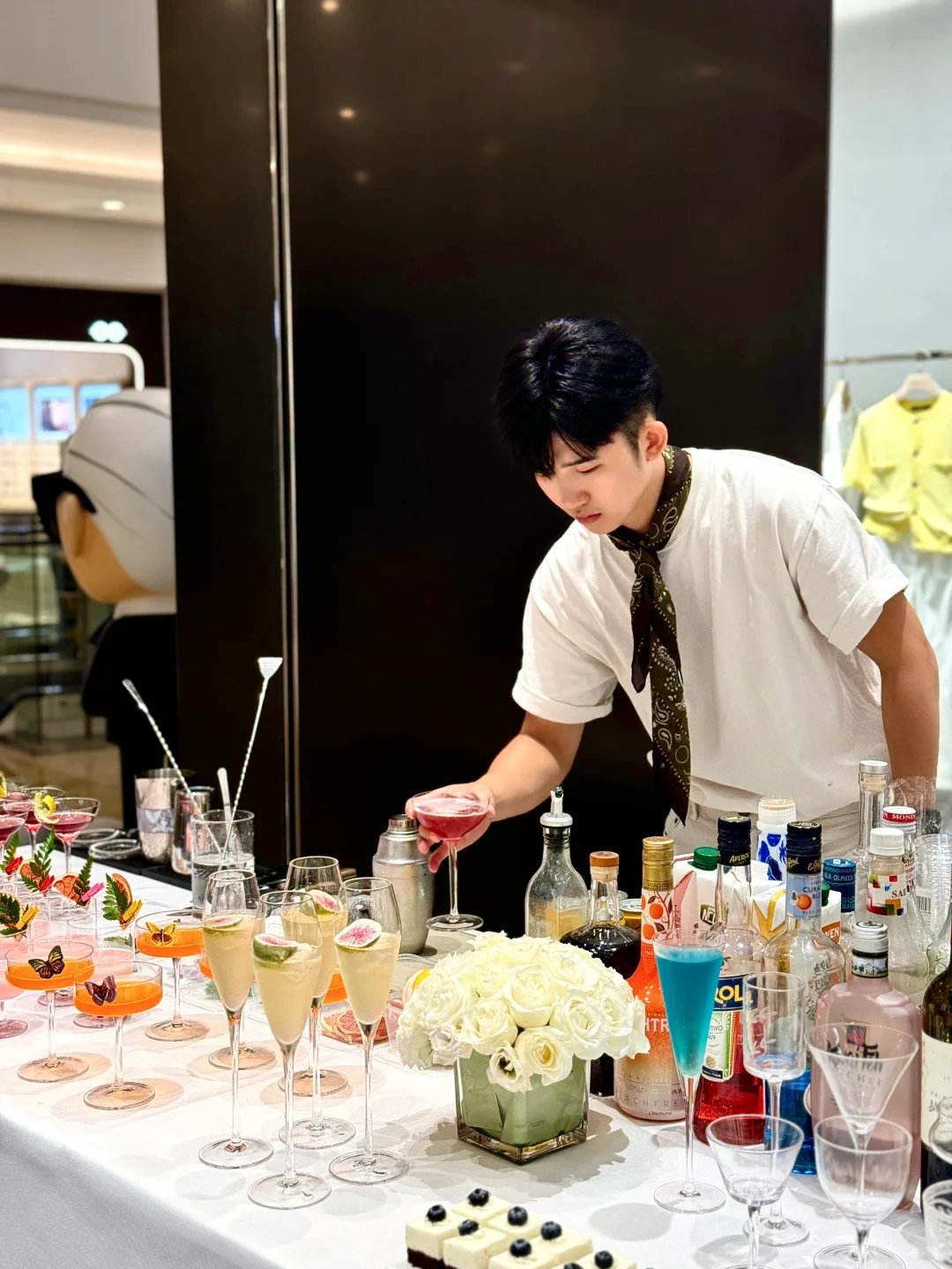 调酒师在线演出??