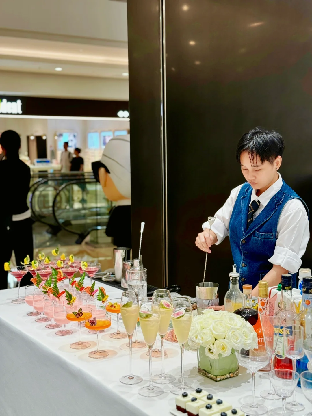 调酒师在线演出??